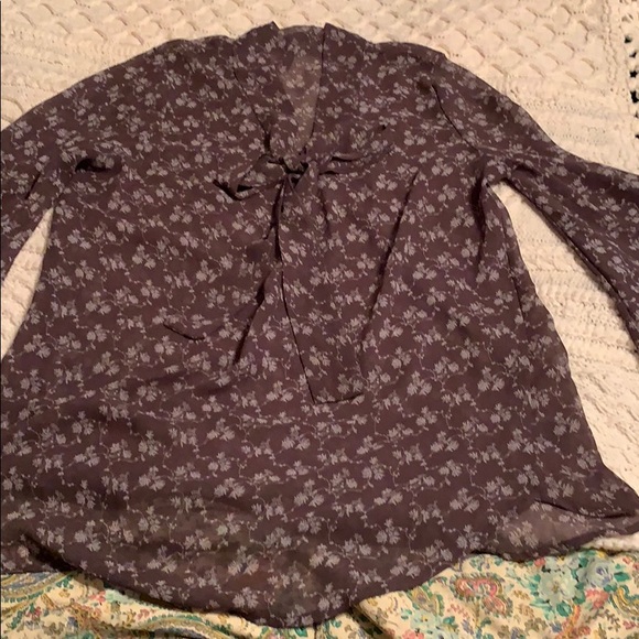 Anthropologie BELLATRIX GRAY SHEER LONG SLEEVE BLOUSE BLOUSE BELL SLEEVES Floral - Picture 9 of 13